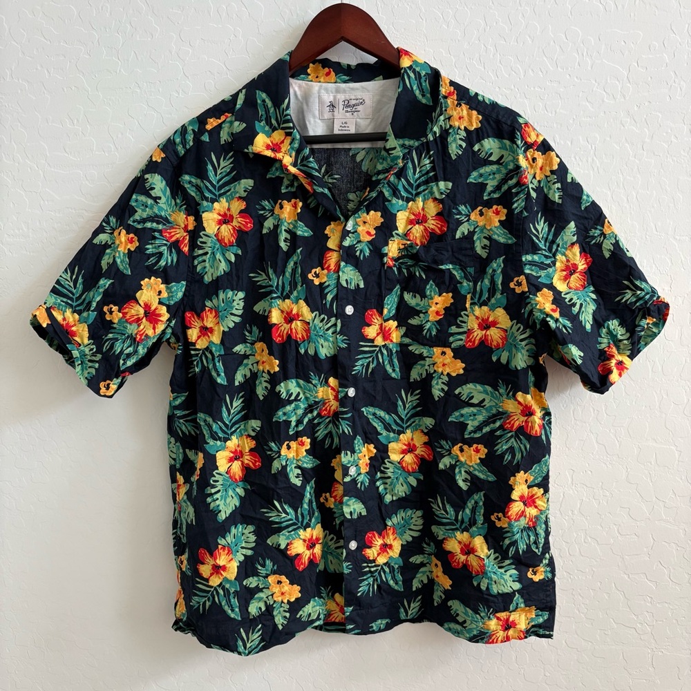 Original Penguin tropical floral button up shirt men’s size large. Short sleeve